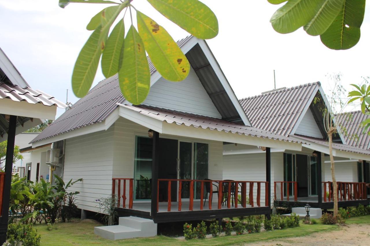 All At Sea Beach Resort Baan Tai Exteriér fotografie